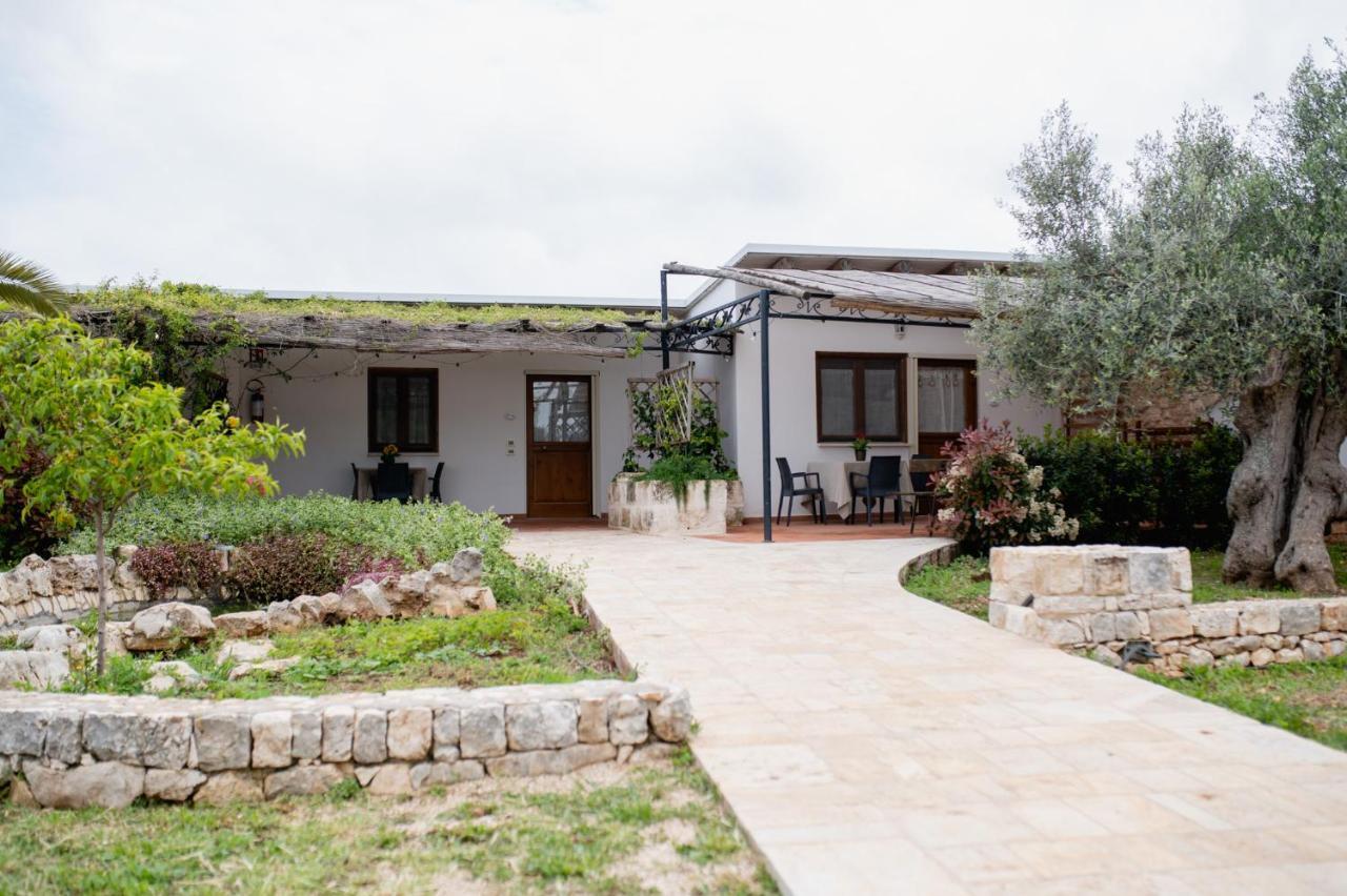 Casina Dei Preti Villa Conversano Exteriör bild