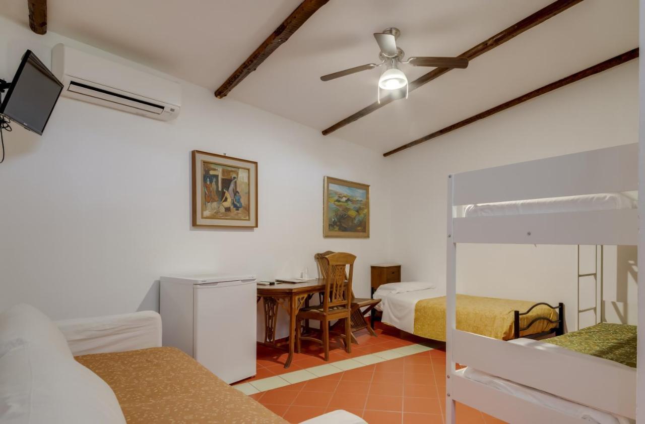 Casina Dei Preti Villa Conversano Exteriör bild